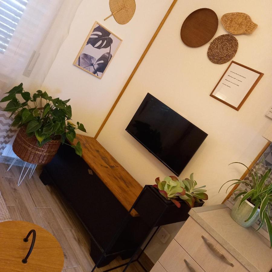 Casa Fiorita 22 Porto Ceresio Daire Dış mekan fotoğraf