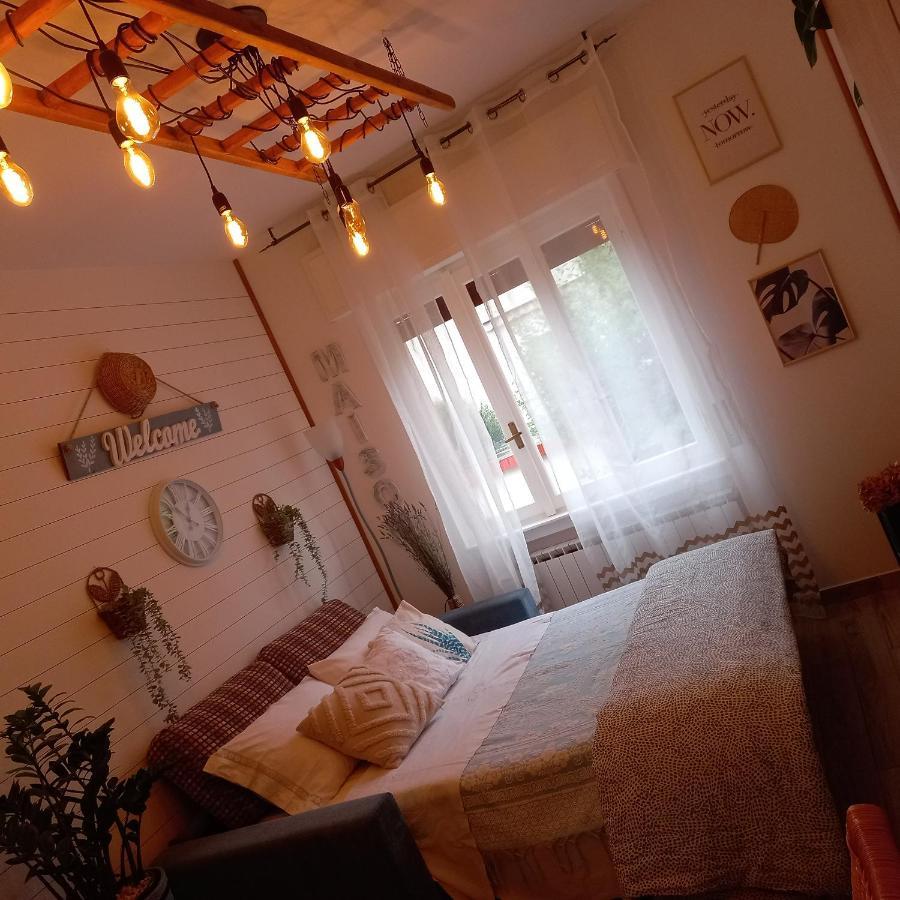 Casa Fiorita 22 Porto Ceresio Daire Dış mekan fotoğraf